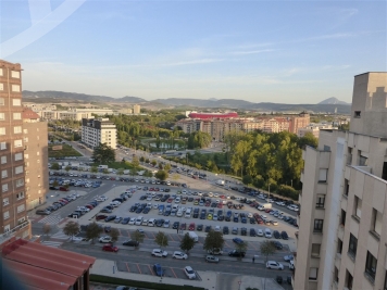 Piso en Alquiler en Luis Morondo(Pamplona) 