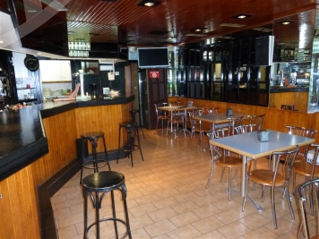 Local en Venta en Pintor Crispin(Pamplona) 